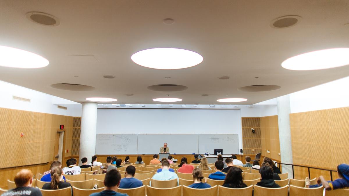 Students listen to lecture in Northrup Lecture Hall.